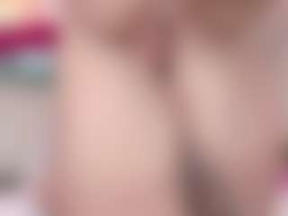 Live cam show with Lilith - Ride Torso on Camsoda