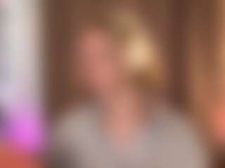Live cam show with MarceneMorici - Middle Aged on iamadamtest123.com