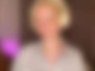 MarceneMorici MILF webcam performer live streaming