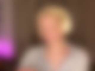 MarceneMorici MILF webcam performer live streaming