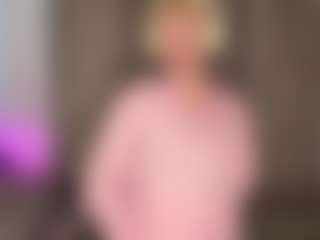Live cam show with MarceneMorici - Blue Eyes on Camming Site