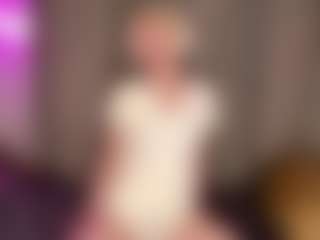 Live cam show with MarceneMorici - Blonde Hair Anal on AdultVida.com