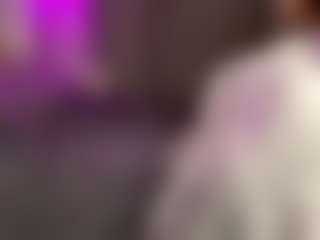 Live cam show with MarceneMorici - Petite on Camsoda