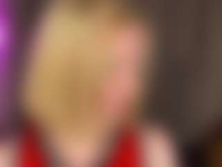 Live cam show with MarceneMorici - Petite Teen (18+) on Uber Horny