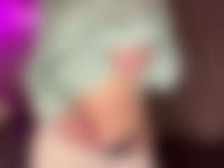 Live cam show with MarceneMorici - Facial Piercings on Chatstar