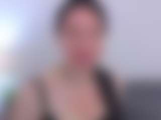 Live cam show with MiaSeductive - Domination on AdultVida.com