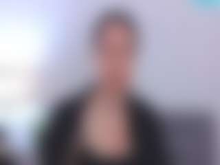 Live cam show with MiaSeductive - Domination on livesuperchat.net