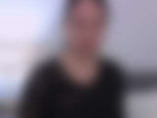 Live cam show with MiaSeductive - Blue Eyes on Camming Site