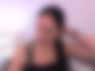 Live cam show with MiaSeductive - Nipple Piercings on Camsoda Late Night