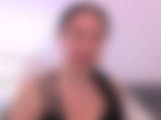 Live cam show with MiaSeductive - Blue Eyes on Cam Slut