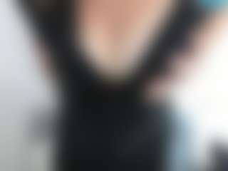Live cam show with MiaSeductive - Domination on wildcum.com