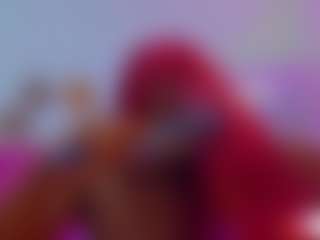 Live cam show with Paulina-Sodi - Muscular on Milfs Live