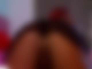 Live cam show with Paulina-Sodi - Tease on Camsoda