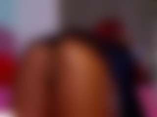 Live cam show with Paulina-Sodi - Smoking on madthumbs