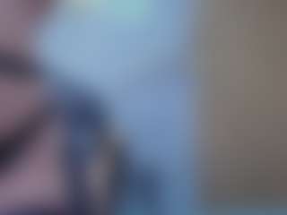 Live cam show with Roxy-Luxe-Tf - Brown Hair on AdultVida.com