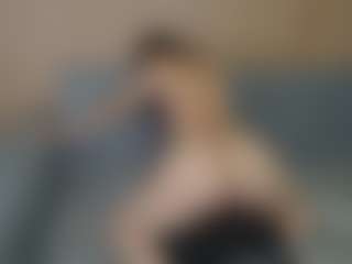 Roxy-Luxe-Tf's Live Sex Cam Show
