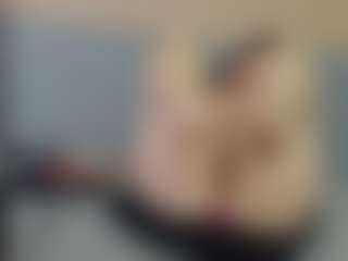 Live cam show with Roxy-Luxe-Tf - Latina on Camversity | colombia