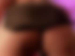 Live cam show with salem-rosee - Ebony on hrnylive.com | colombia