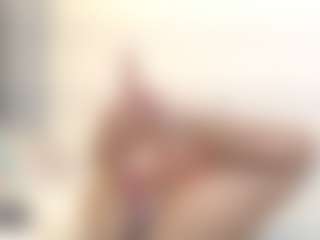 Live cam show with Sammyfit - Caucasian on mypornchat.com