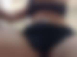 Live cam show with Sammyfit - Muscular on StripNow