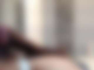 Live cam show with Sammyfit - Striptease on CamwithHer