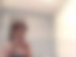 Live cam show with Sammyfit - Spank Brown Hair on CamwithHer