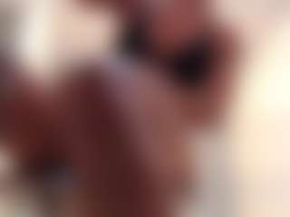 Live cam show with Sammyfit - Nipple Play on Camsoda