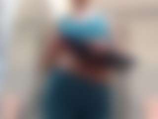 Live cam show with Sammyfit - Hairy Pussy Brown Hair on Gym Cam Girls