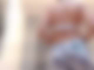 Live cam show with Sammyfit - Hairy Pussy Brown Hair on Cam Slut