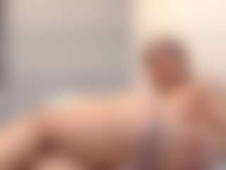 Live cam show with Sammyfit - Sexy on xDating