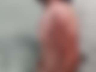 Live cam show with HappyYogurt - Chubby on liverealitysex.com