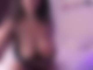 Live cam show with Tayrasiny - Ebony on hrnylive.com | colombia