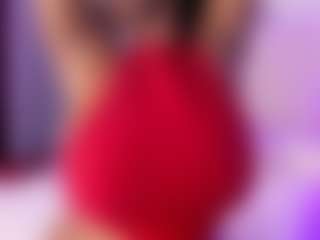 Tayrasiny's Live Sex Cam Show