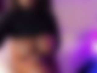Live cam show with Tayrasiny - Brown Hair on CamwithHer
