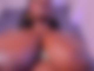 Tayrasiny's Live Sex Cam Show