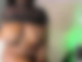 Live cam show with Tayrasiny - Anal Latina on EXY | colombia