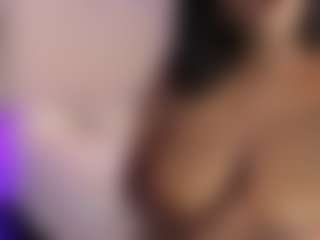 Live cam show with Tayrasiny - Smoking on Camsoda