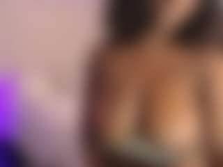 Tayrasiny's Live Sex Cam Show