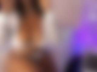 Live cam show with Tayrasiny - Shower on boobsie.com