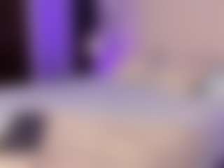 Live cam show with Tayrasiny - Black BBW on chickslive.net