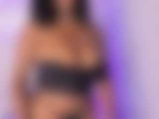 Live cam show with Tayrasiny - Public Black on CamSodaAdn