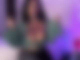 Live-Cam-Show mit Tayrasiny - Public auf Camsoda