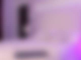 Live cam show with Tayrasiny - Public Black on Camsoda
