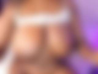 Tayrasiny's Live Sex Cam Show