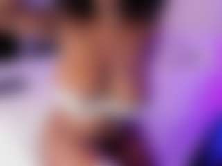 Tayrasiny's Live Sex Cam Show