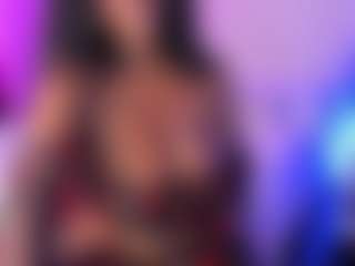 Live cam show with Tayrasiny - Black Shaved Pussy on livesexfox.com