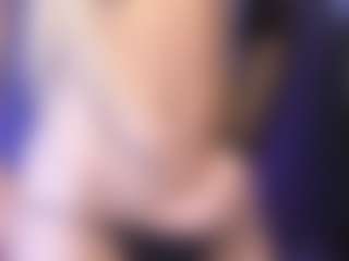 Live cam show with KarmaArms - Tittyfuck on 1on1-livenow
