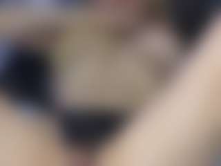 KarmaArms's Live Sex Cam Show