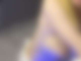 KarmaArms's Live Sex Cam Show