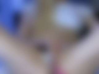 KarmaArms's Live Sex Cam Show